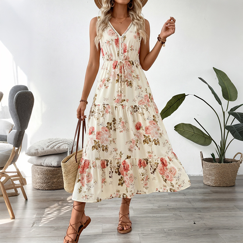 Midi Skirt Floral - เดรสยาวปานกลางลายดอกไม้สำหรับผู้หญิง แขนกุด คอวี แต่งลูกไม้ รัดเอว ระบายเป็นชั้นๆ